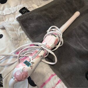 Beachwaver .75 rotating curling iron limited edition floral collection